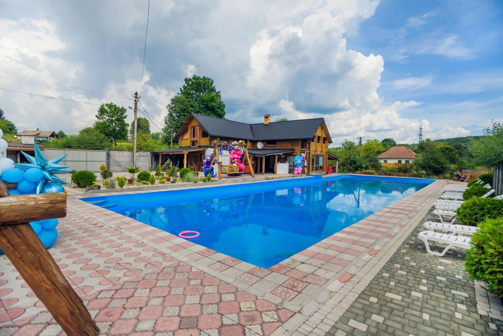 Hotel & Restaurant Complex Hap-Ok Brodki Ngoại thất bức ảnh