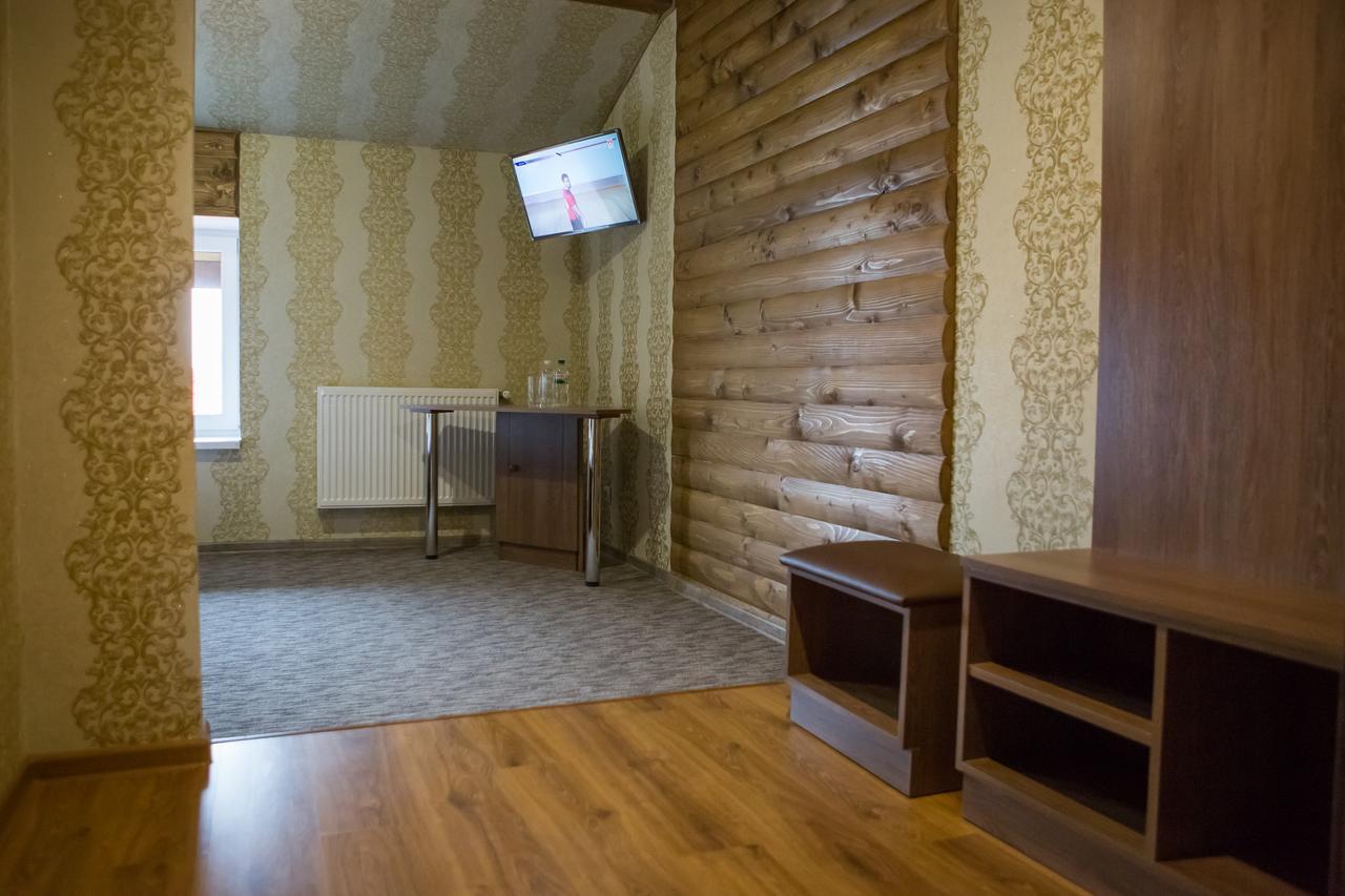 Hotel & Restaurant Complex Hap-Ok Brodki Ngoại thất bức ảnh