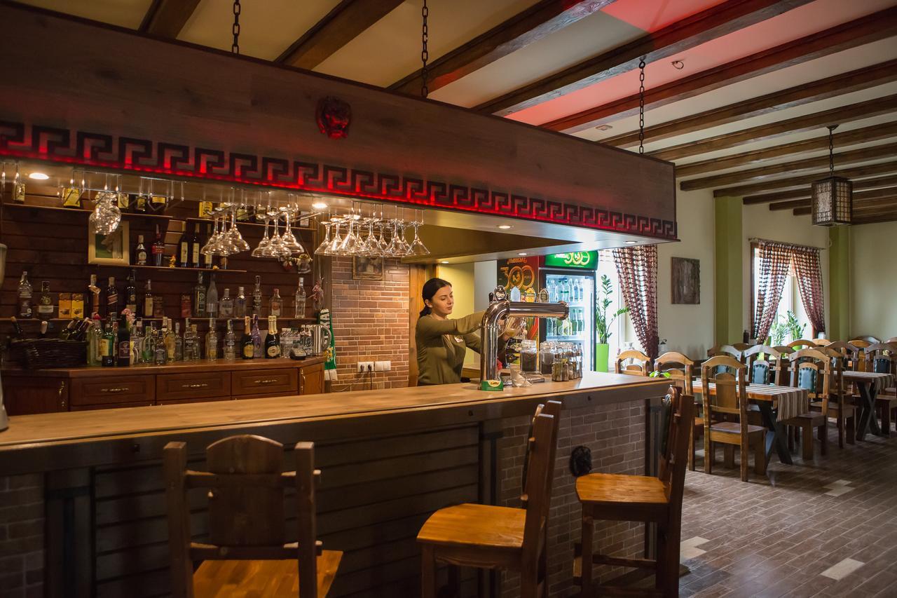Hotel & Restaurant Complex Hap-Ok Brodki Ngoại thất bức ảnh