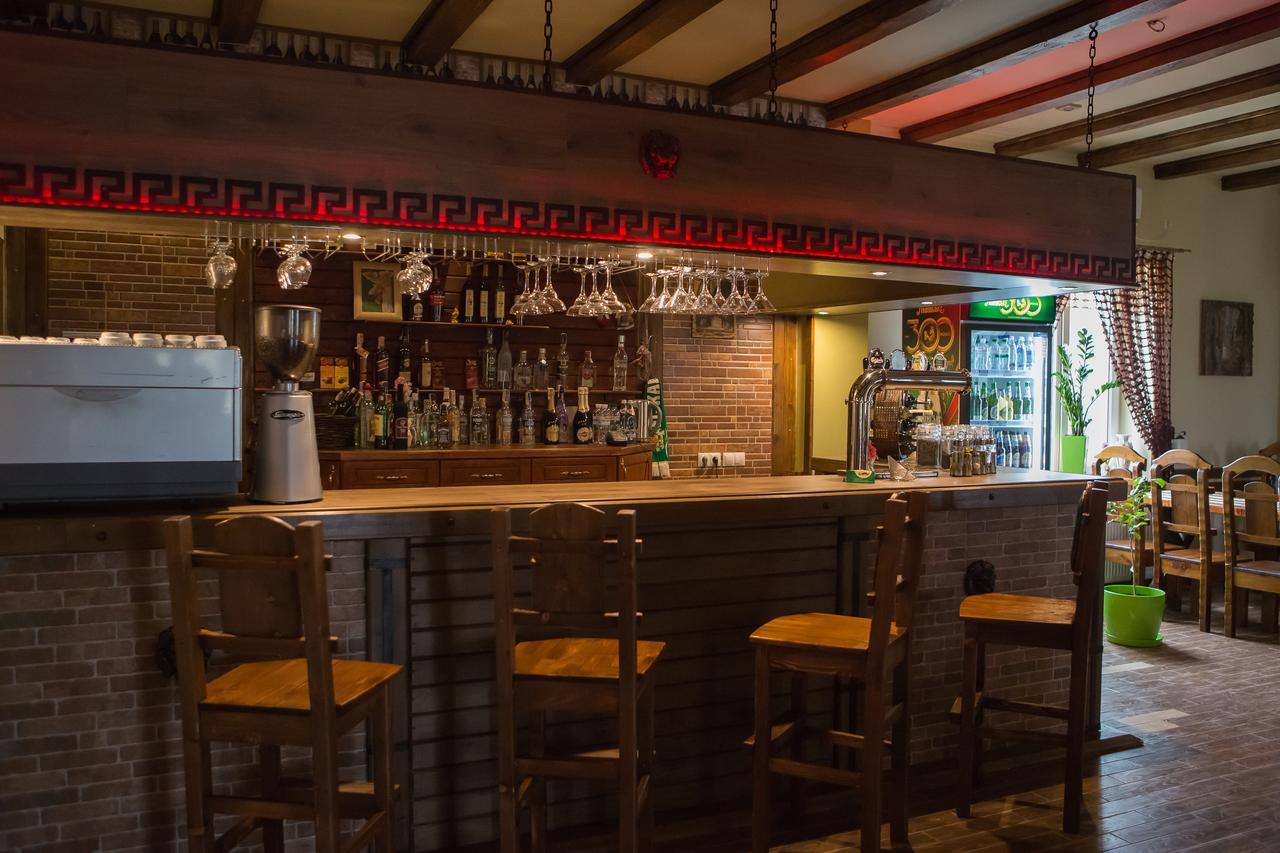 Hotel & Restaurant Complex Hap-Ok Brodki Ngoại thất bức ảnh