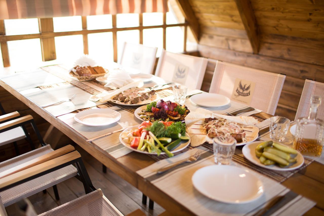 Hotel & Restaurant Complex Hap-Ok Brodki Ngoại thất bức ảnh