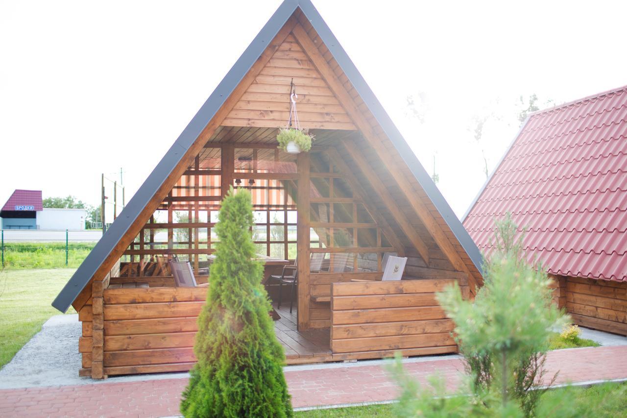 Hotel & Restaurant Complex Hap-Ok Brodki Ngoại thất bức ảnh